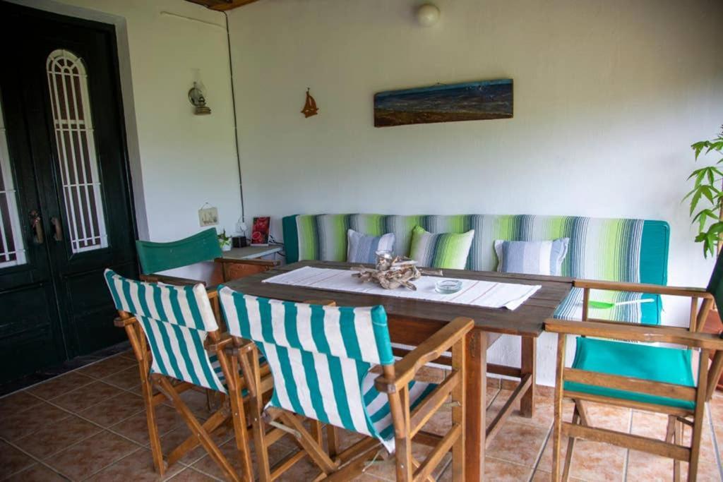Agrampeli Villa Ierissós Buitenkant foto