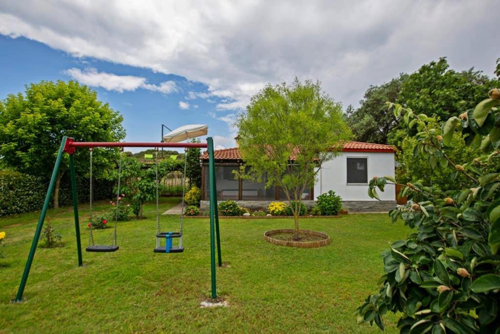 Agrampeli Villa Ierissós Buitenkant foto